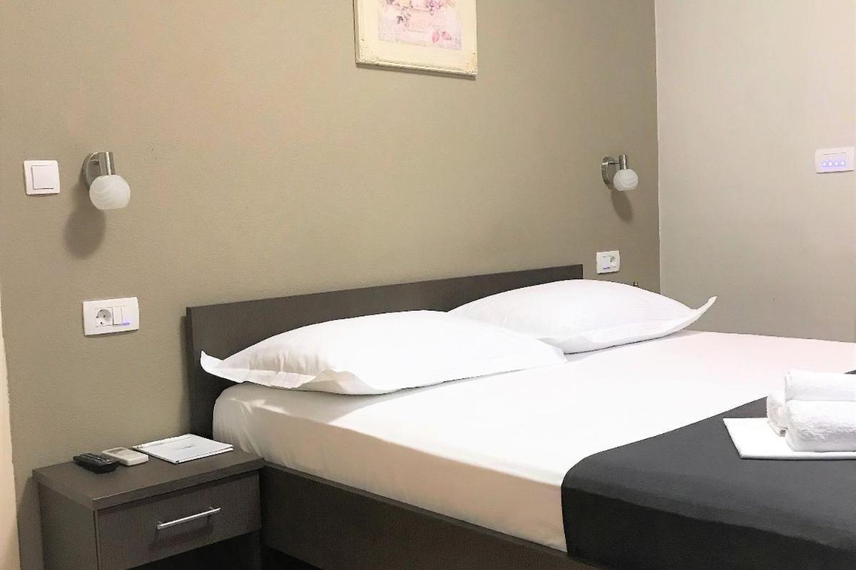 Berulia Rooms Brela Eksteriør bilde