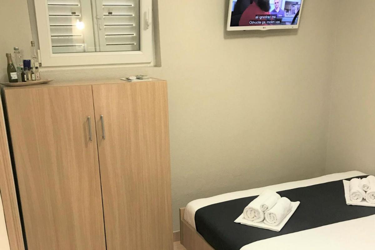 Berulia Rooms Brela Eksteriør bilde